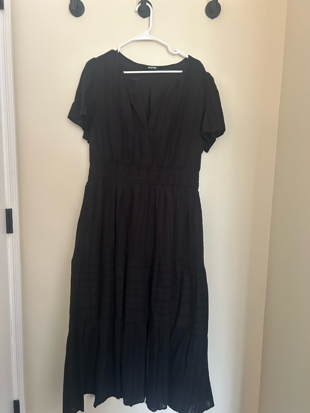 BTFBM Breeze Me Black V-Neck Tiered Maxi Dress